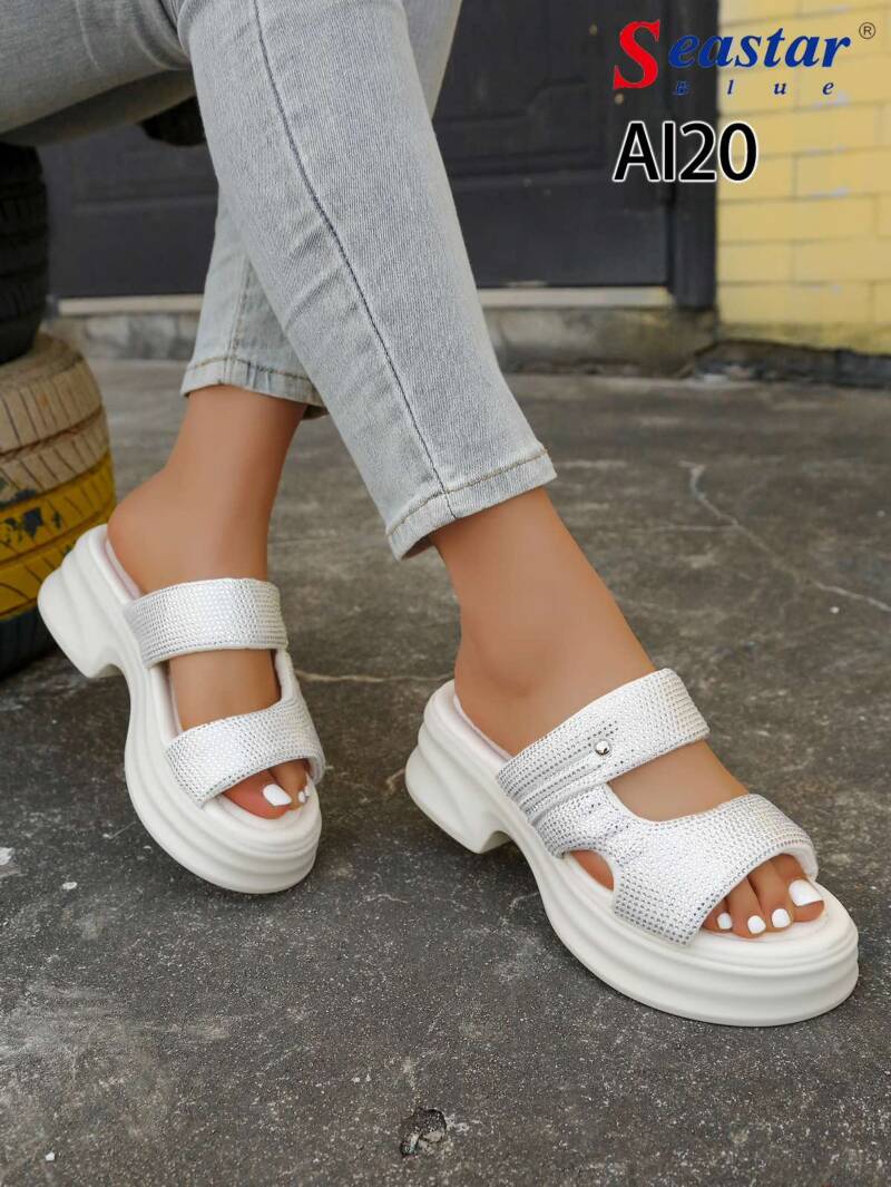 Klapki damskie Roz 36-41 / 12 par